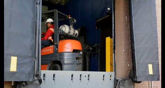 RHH-4000: Hydraulic Loading Dock Leveler | Rite-Hite Videos