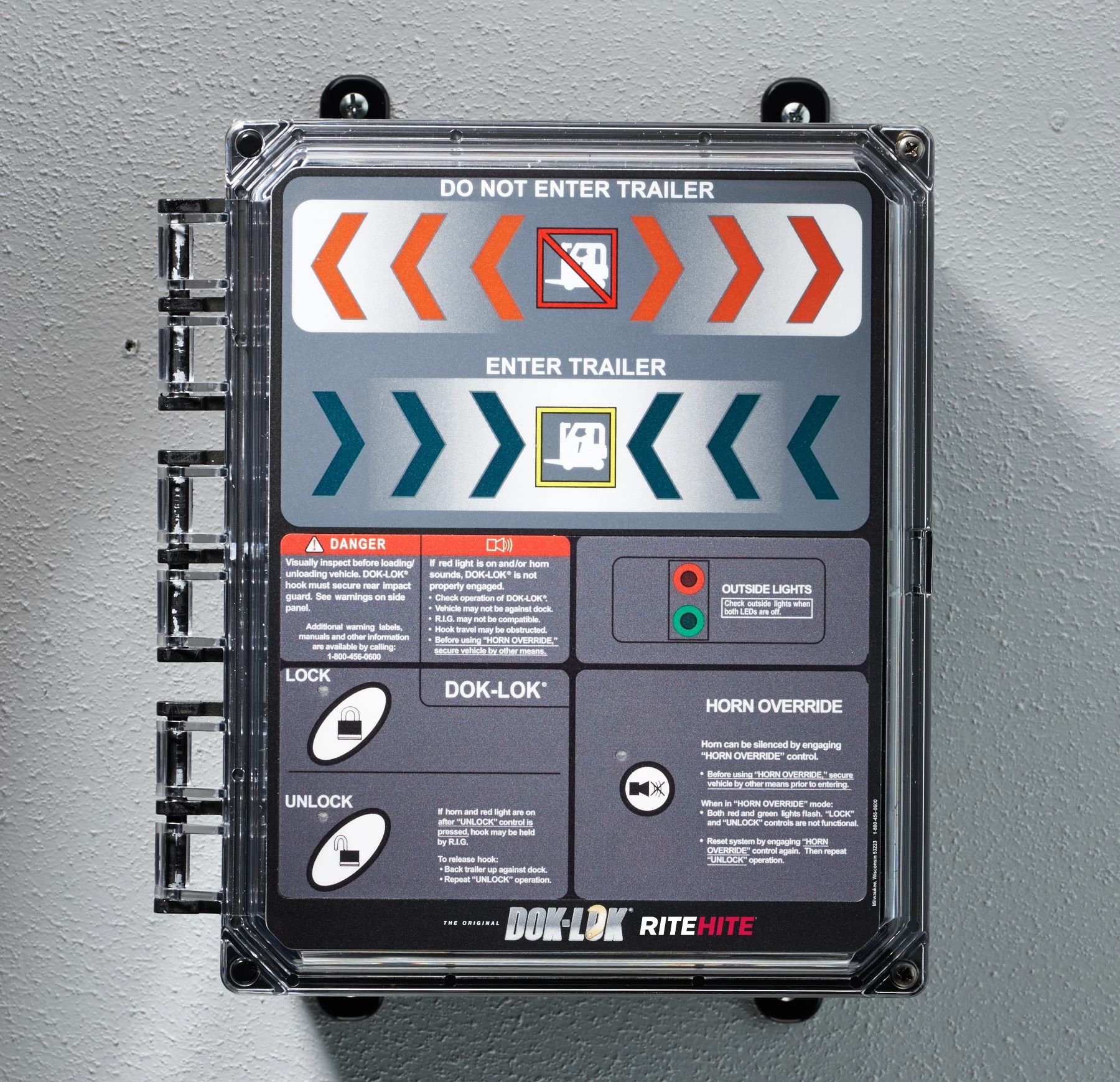 Dok-Lok® Style Light Communication with Horn Override